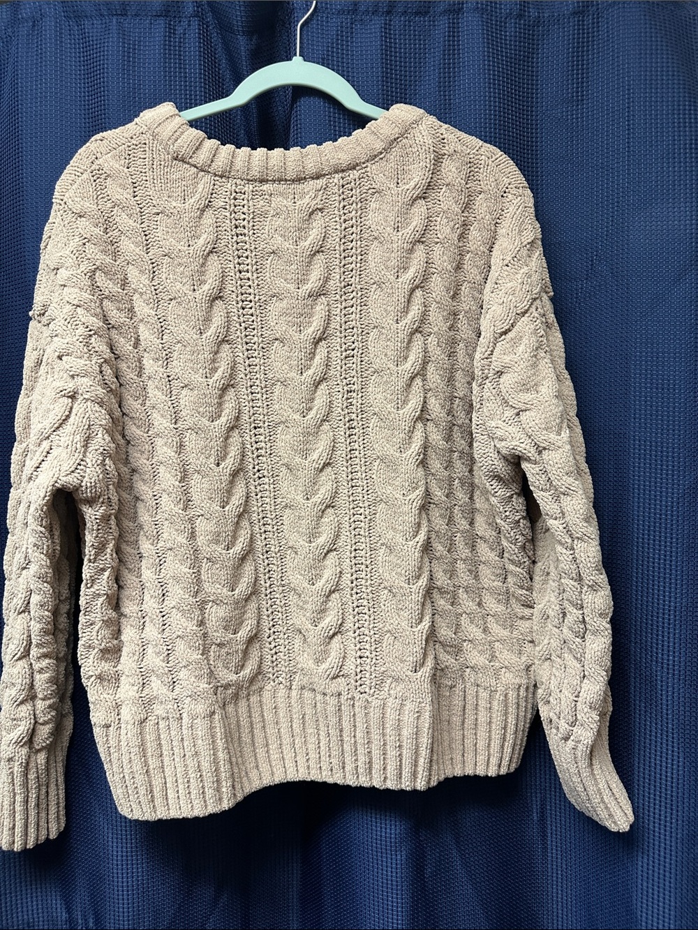 Cozy Cable Knit Women's Sweater in Beige